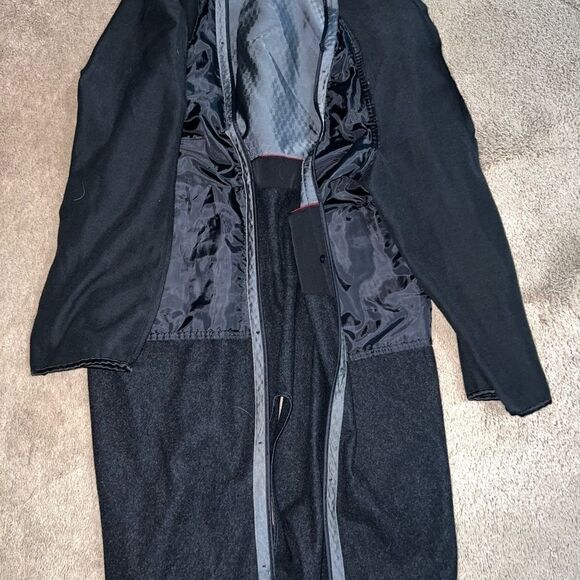 Bought in Tokyo and never wore. - Picture 4 of 12